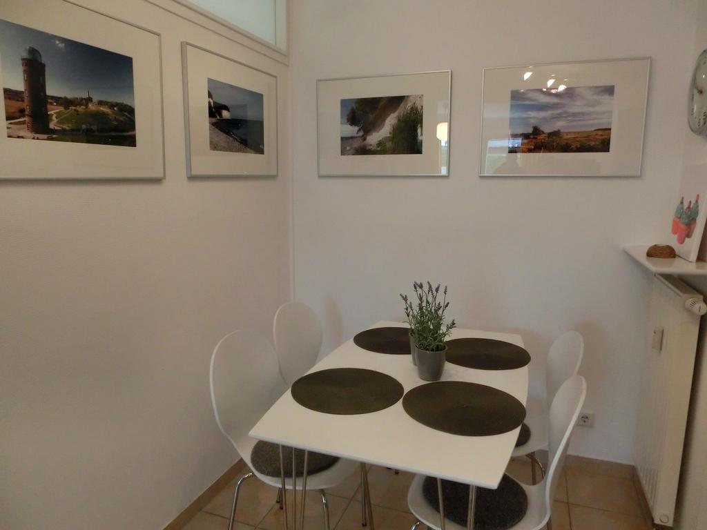 Appartement Nr 7 Im Sonnenbad Sassnitz Bilik gambar